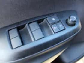 Toyota Yaris Cross (2023) thumbnail 44