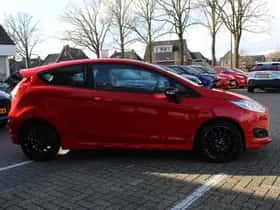 Ford Fiesta (2016) thumbnail 17