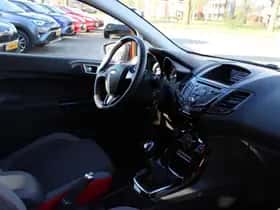 Ford Fiesta (2016) thumbnail 18