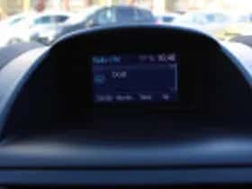 Ford Fiesta (2016) thumbnail 54