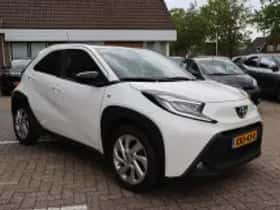 Toyota Aygo X (2023) thumbnail 4