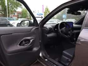 Toyota Yaris Cross (2025) thumbnail 38