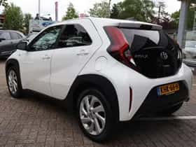 Toyota Aygo X (2023) thumbnail 2