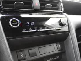 Toyota Yaris Cross (2025) thumbnail 25