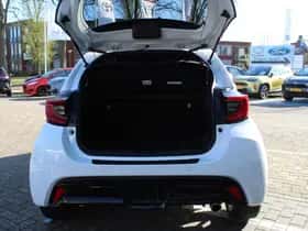 Toyota Yaris (2022) thumbnail 18