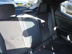 Toyota Yaris (2022) thumbnail 32