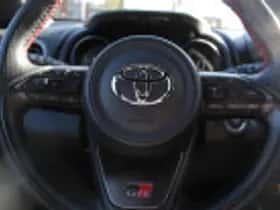 Toyota Yaris (2022) thumbnail 46