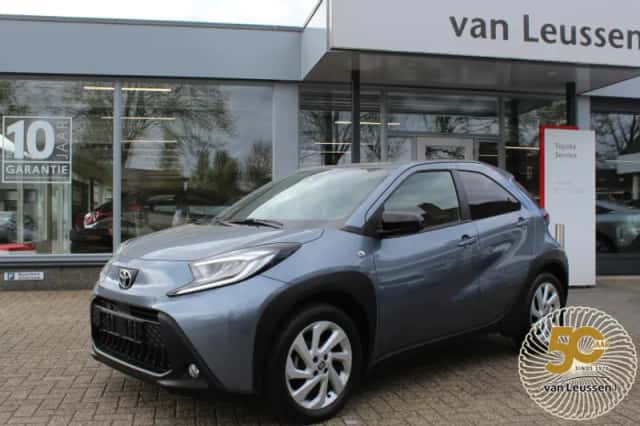 Toyota Aygo (2024) thumbnail 1