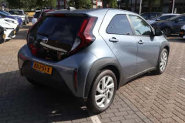 Toyota Aygo (2024) thumbnail 3