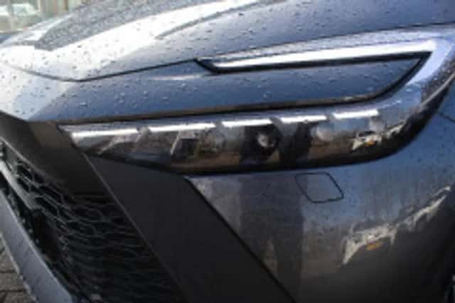Toyota C hr (2024) thumbnail 5