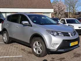 Toyota RAV4 (2014) thumbnail 17