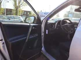 Toyota RAV4 (2014) thumbnail 19