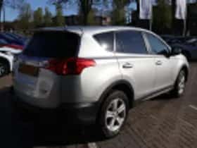 Toyota RAV4 (2014) thumbnail 42