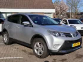 Toyota RAV4 (2014) thumbnail 50