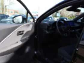 Toyota C hr (2024) thumbnail 46