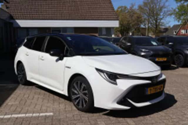 Toyota Corolla (2022) thumbnail 4