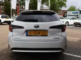 Toyota Corolla (2023) thumbnail 4