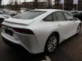 Toyota Mirai (2022) thumbnail 40