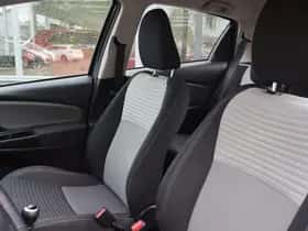 Toyota Yaris (2018) thumbnail 20