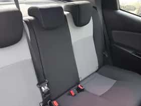 Toyota Yaris (2018) thumbnail 23