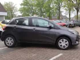 Toyota Yaris (2018) thumbnail 42