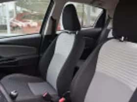 Toyota Yaris (2018) thumbnail 49