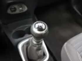 Toyota Yaris (2018) thumbnail 58