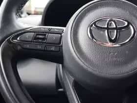 Toyota Yaris Cross (2022) thumbnail 17