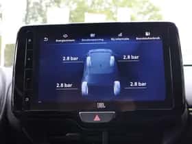 Toyota Yaris Cross (2022) thumbnail 41
