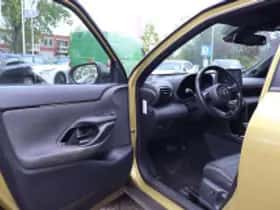 Toyota Yaris Cross (2022) thumbnail 6