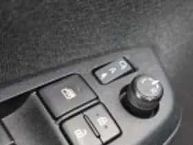 Toyota Yaris Cross (2022) thumbnail 52