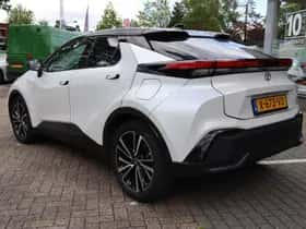 Toyota C hr (2024) thumbnail 2