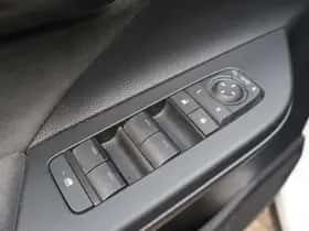 Toyota C hr (2024) thumbnail 13