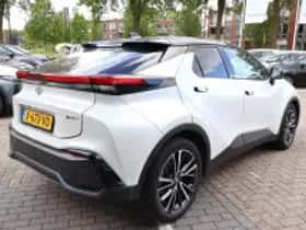 Toyota C hr (2024) thumbnail 3