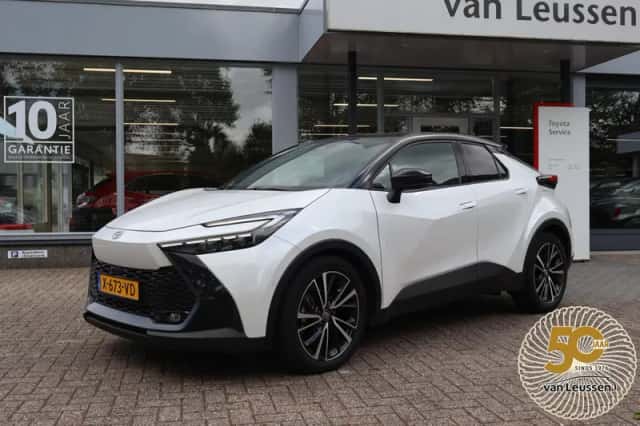 Toyota C hr (2024) thumbnail 6