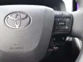 Toyota C hr (2024) thumbnail 58