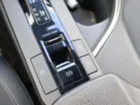 Toyota C hr (2024) thumbnail 73