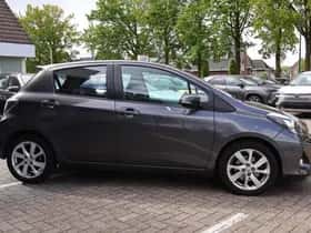 Toyota Yaris (2013) thumbnail 21