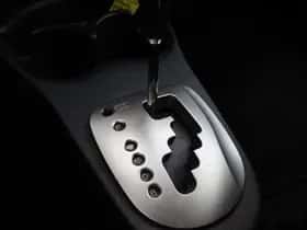Toyota Yaris (2013) thumbnail 23