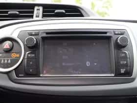 Toyota Yaris (2013) thumbnail 34