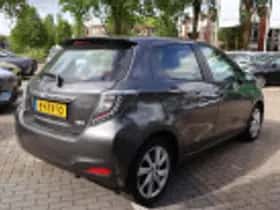 Toyota Yaris (2013) thumbnail 38