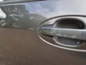 Toyota Yaris (2013) thumbnail 40