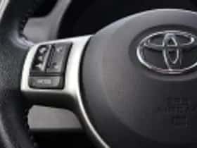 Toyota Yaris (2013) thumbnail 43