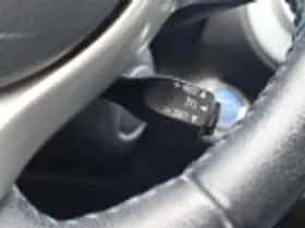 Toyota Yaris (2013) thumbnail 45