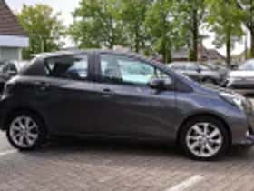 Toyota Yaris (2013) thumbnail 50