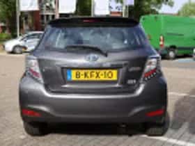 Toyota Yaris (2013) thumbnail 54