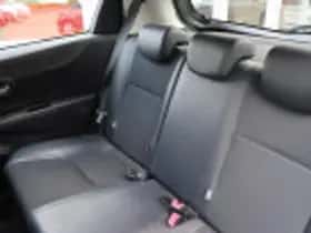 Toyota Yaris (2013) thumbnail 60