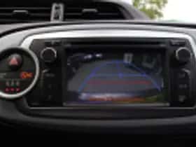 Toyota Yaris (2013) thumbnail 61