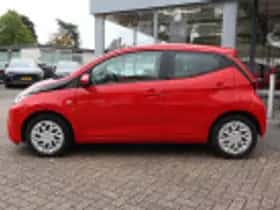 Toyota Aygo (2019) thumbnail 44