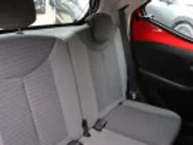 Toyota Aygo (2019) thumbnail 53